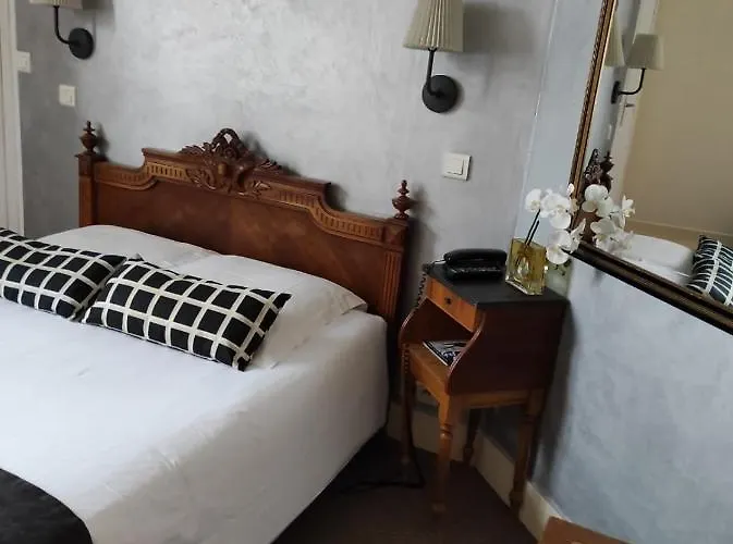 Hotell Verlaine Paris